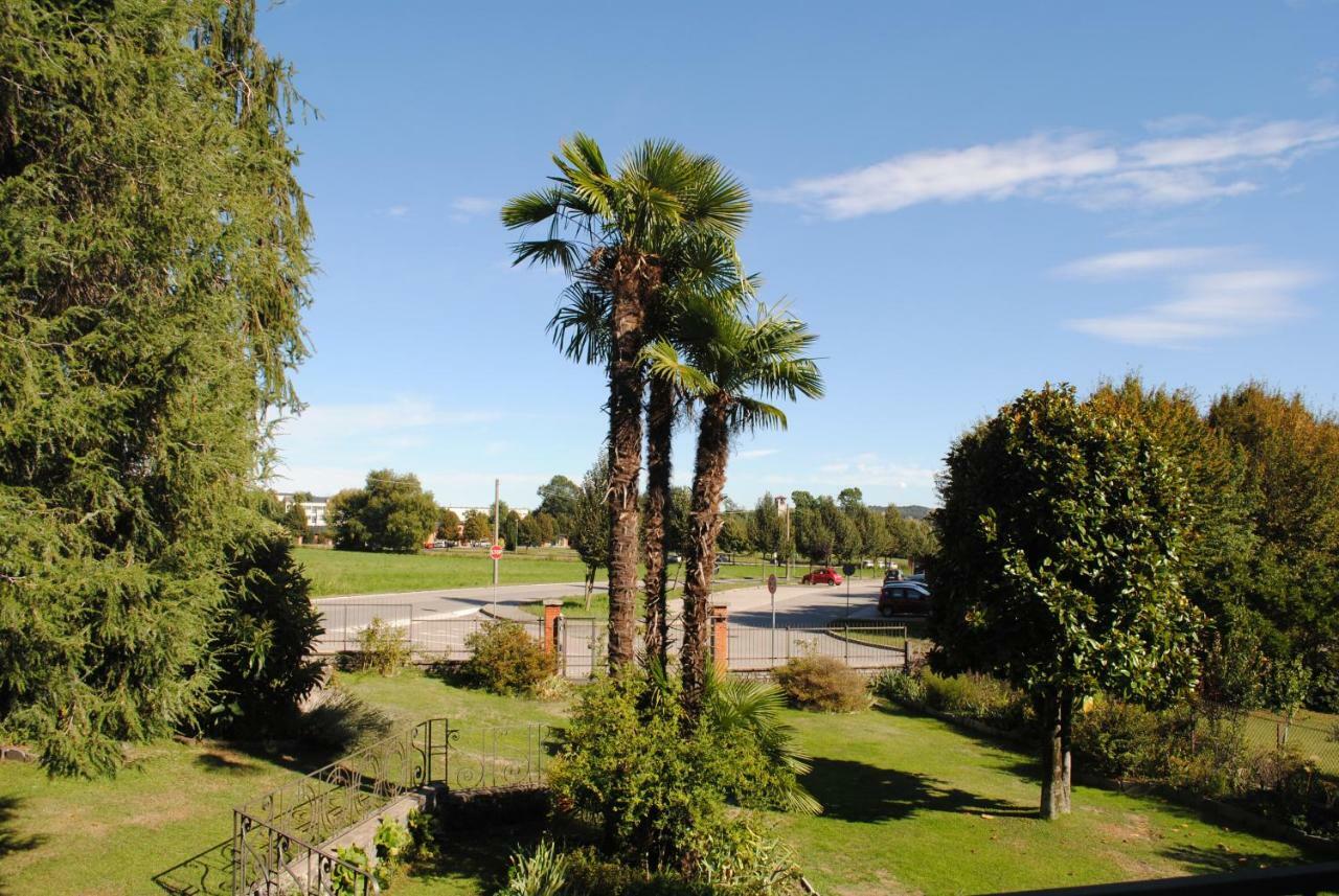Bnbook Garden View Villa Sesto Calende Bagian luar foto